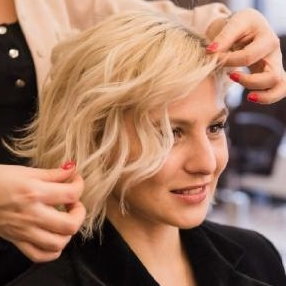 Damen-Frisör Damen-Frisör